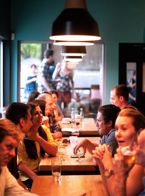 restaurant-690975_1920